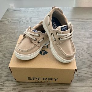 Sperry boat Shoes